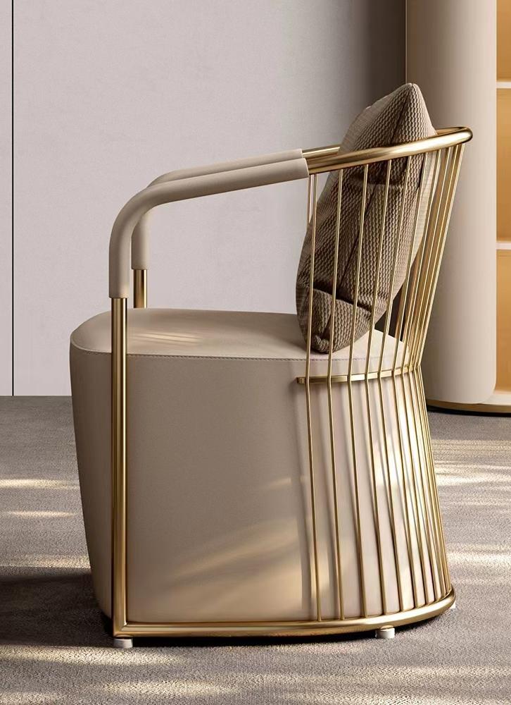 Fend Casa armchair